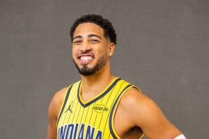 霍里：我从不是哈利伯顿的球迷 他的球风太丑陋了实在接受不了